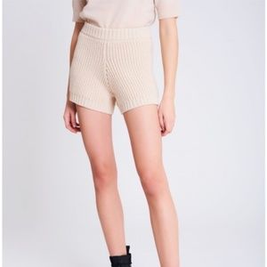 VICOLO Chunky Ribbed Knit Shorts Beige Ivory Elastic High Waist NWOT XS/S